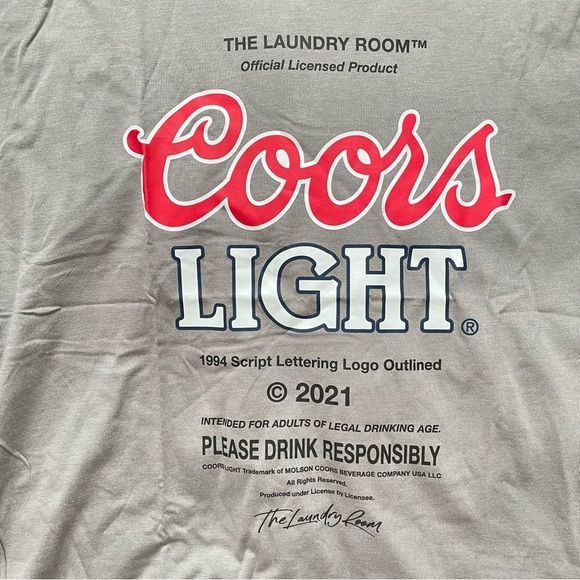 Urban Outfitters The Laundry Room X Coors Light Beer Official Tee - Picture 10 of 15
